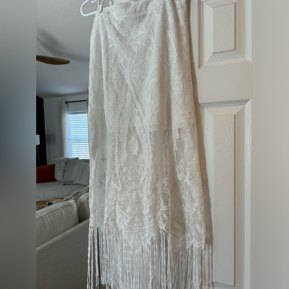 Midi white lace fringe skirt